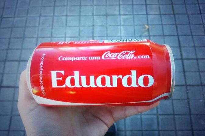 Comparte una Coca Cola con en los primeros minutos del 2014