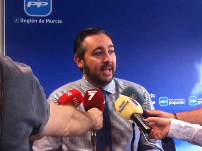 Víctor Manuel Martínez