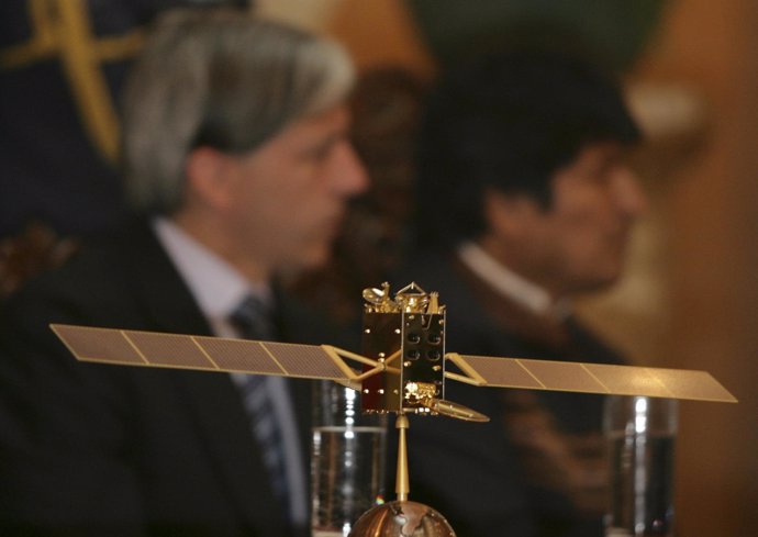 Evo Morales durante la presentación del satélite 'Tupak Katari' (2010).