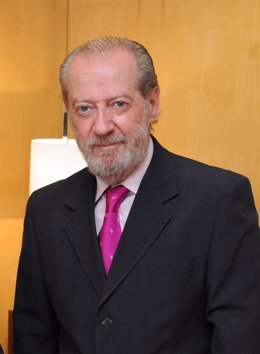 El presidente de la Diputación de Sevilla, Fernando Rodríguez Villalobos