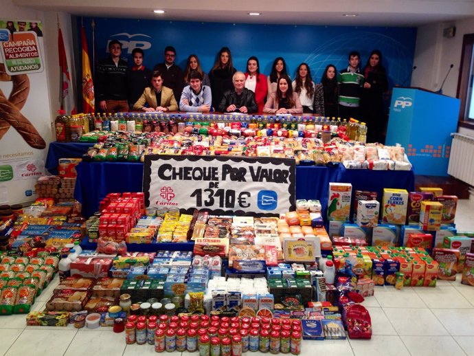 Alimentos recogidos en la campaña emprendida por NN.GG. De Palencia