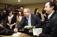 Benegas (PSOE) advierte: Companys proclamó el Estado Catalán y acabó en prisión y con la autonomía suspendida