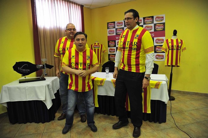 La empresa Manolica regala la camiseta 'Catar Jamón de Teruel'.