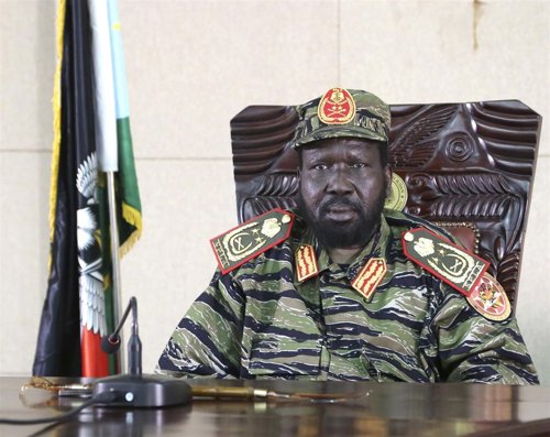 Presidente de Sudán del Sur, Salva Kiir, en su despacho