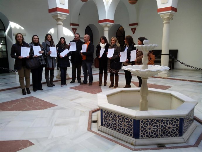 Los trabajadores de Alcalá amenazados de despido.