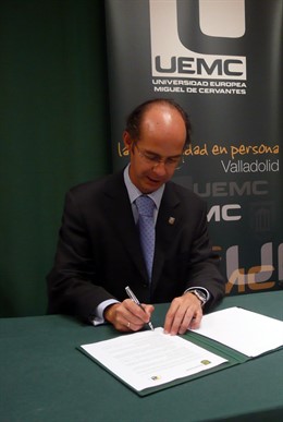 El Rector De La UEMC, Martín Fernández Antolín