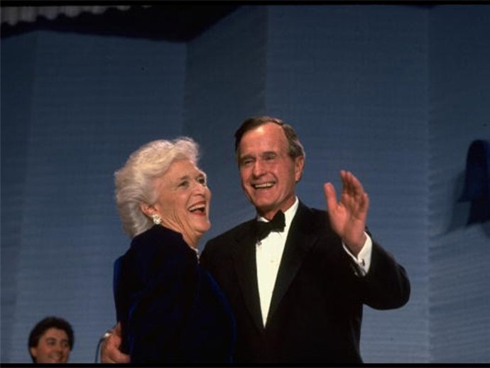 BARBARA BUSH GEORGE BUSH ENFERMA HOSPITAL