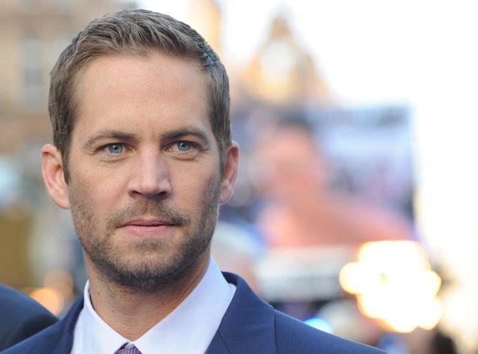 Fans piden renombrar la calle donde falleció Paul Walker y los vecinos dicen no