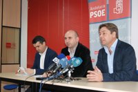 Conejo (PSOE-A) dice que el empleo y la defensa del Estado del bienestar son las prioridades de los socialistas en 2014