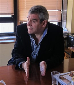 El secretario general del PSCL, Julio Villarrubia