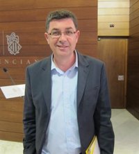 Morera valora el descenso del paro pero advierte de que la situación en la Comunitat "es muy preocupante"