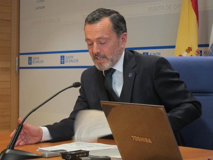 El conselleiro de Medio Ambiente, Territorio e Infraestruturas, Agustín Hernánde