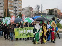 Los Reyes Magos con miembros de Asaja