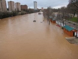 Crecida del Pisuerga a su paso por Valladolid