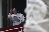 El Papa llama a las Carmelitas Descalzas de Lucena