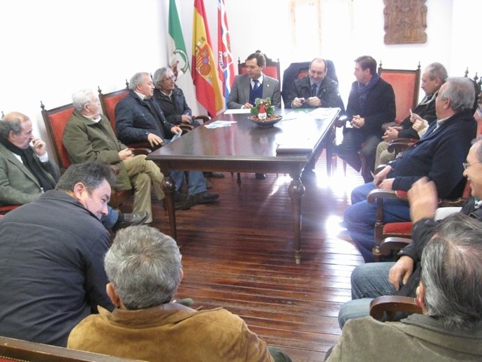 Reunión para abordar la tramitación de la Denominación de Origen Alpujarra