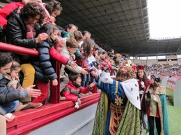 Los Reyes Magos saludan a los niños de La Rioja