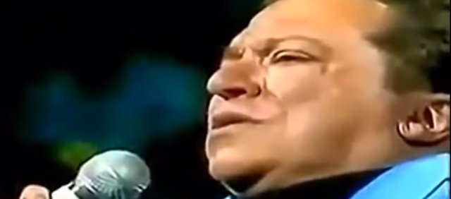 Muere A Los 66 Años El Cantante Brasileño Nelson Ned El Pequeño Gigante De La Canción 