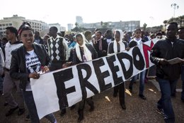 Inmigrantes africanos en una protesta en Tel Aviv