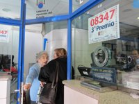 AMP.- Loteria.- La centenària Valdés de Barcelona ven cinc sèries del tercer premi