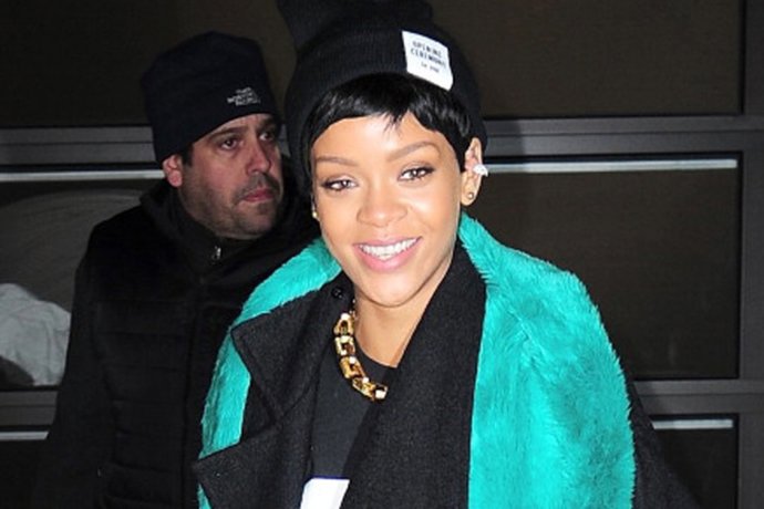 Rihanna no olvida a su ex