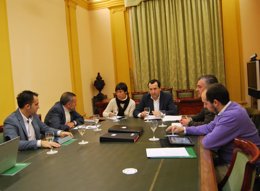 José Luis Ruiz Espejo y delegados de la Junta de Andalucía