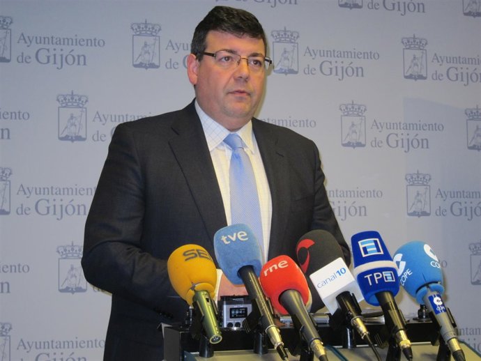 Santiago Martínez Argüelles (PSOE)