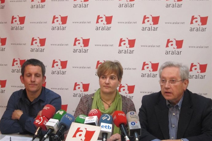 Dani Maeztu, Rebeka Ubera y Patxi Zabaleta