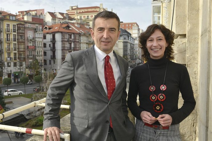 Díaz-Domínguez con David González, socio-director de Glezco Asesores 