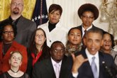 Foto: Obama comparece con desempleados para pedir que se aprueben las ayudas