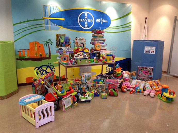 Donación de juguetes de Bayer