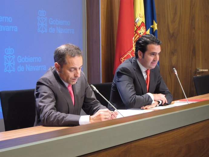 Los consejeros Juan Luis Sánchez de Muniáin e Íñigo Alli.