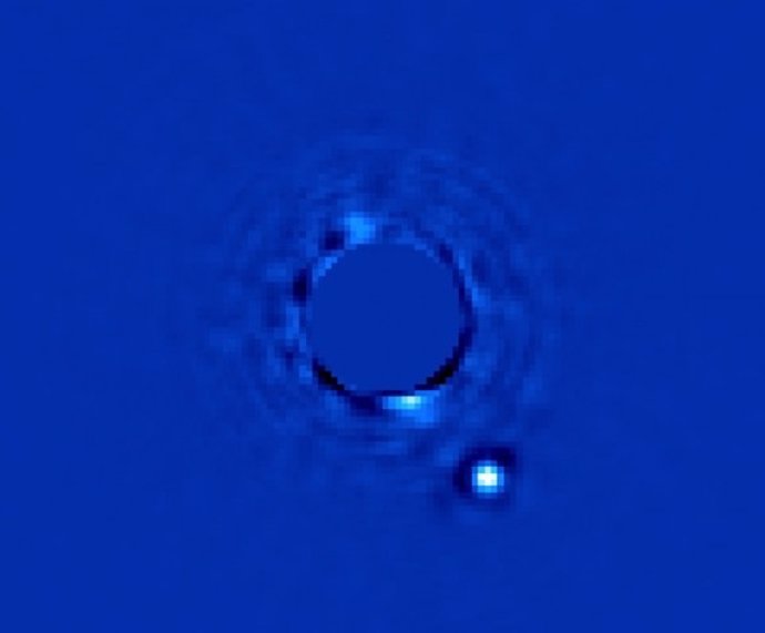 Imagen directa de un exoplaneta