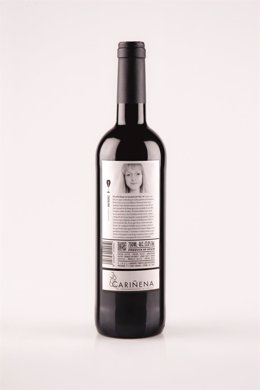 Botella de vino de Torrelongares con un microrrelato