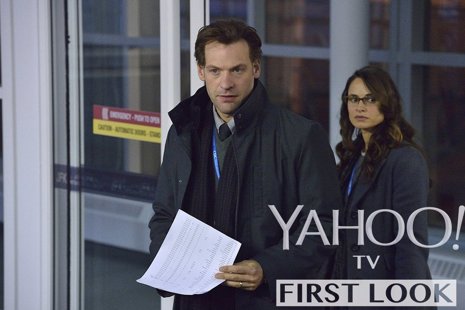 The Strain: Corey Stoll y Mia Maestro en la primera imagen