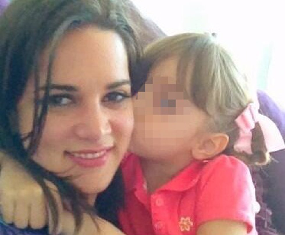 Mónica Spear con su hija, que no es consciente de la muerte de sus padres