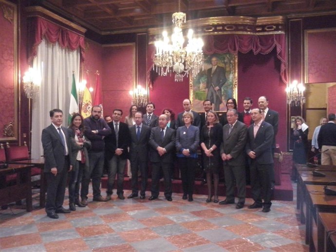 La defensora del Pueblo Español, Soledad Becerril, en Granada