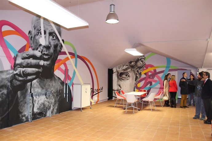 Visita al edificio que albergará la ISE 'Incubarte'