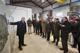 Barcina visita el regadío de Valtierra.