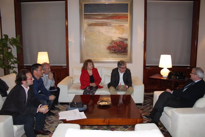 Valcárcel recibe a miembros de la Plataforma Ciudadana 'Salvemos el Rosell'