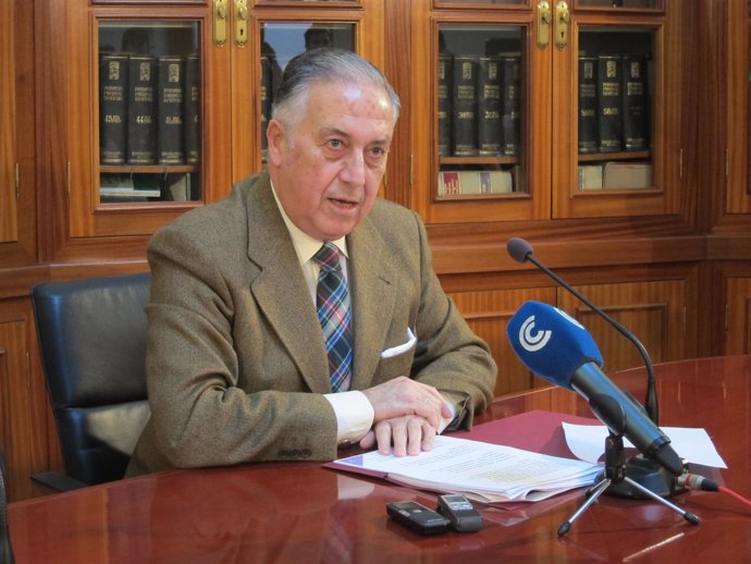 El subdelegado del Gobierno en Huelva, Enrique Pérez Viguera. 