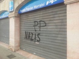 Pintadas en la sede del PP de Marratxí