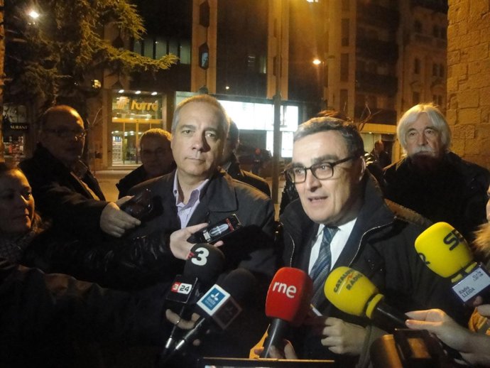 Pere.Navarro y À.Ros