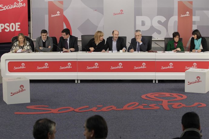 Valenciano, Rubalcaba, Griñán y otros en la Ejecutiva del PSOE