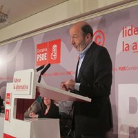 Rubalcaba critica que "la caradura" de Cospedal con el copago hospitalario