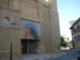 Iglesia Del Salvador De Ejea De Los Caballeros (Zaragoza)