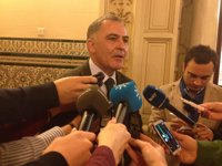 El PP pretende recuperar la "decencia" en Otura y apuesta por la "regeneración" tras la condena al alcalde