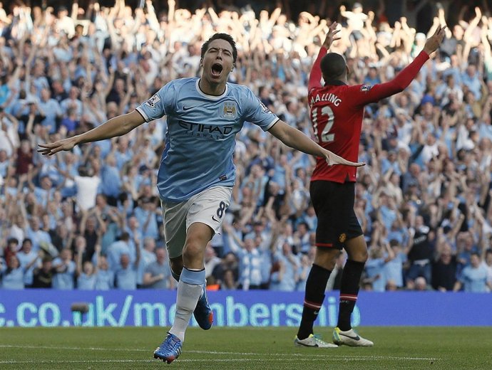 Nasri celebra un gol ante el United