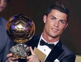 Foto: AMP.- Fútbol/Balón Oro.- Cristiano Ronaldo consigue su segundo Balón de Oro