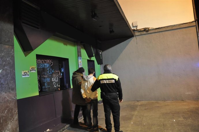 Cierre del bar de Deusto